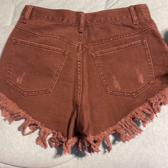 Like new shorts ! - Picture 2 of 2